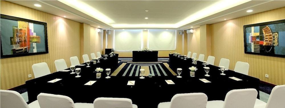 GRAND PACIFIC BANDUNG photo 4