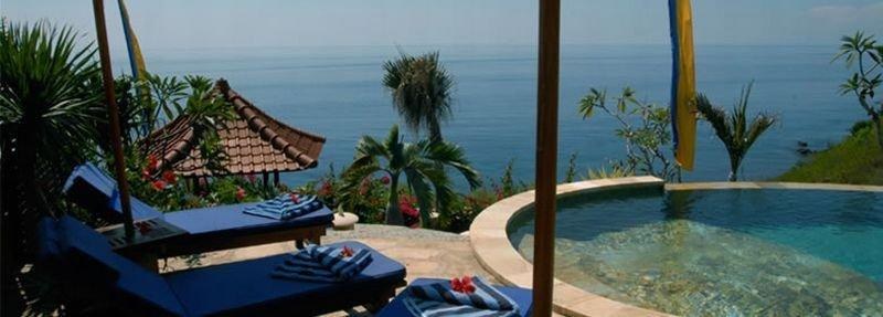 BLUE MOON VILLAS photo 3