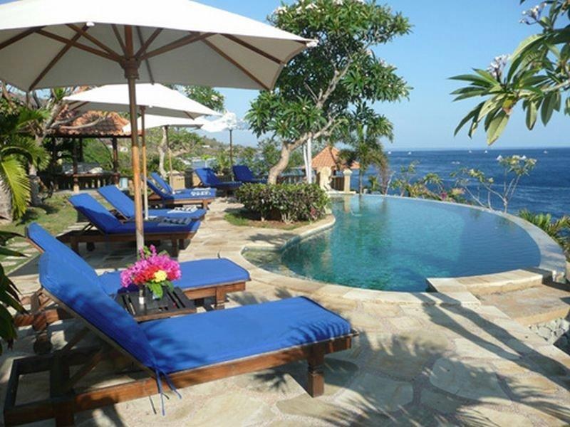 BLUE MOON VILLAS photo 4