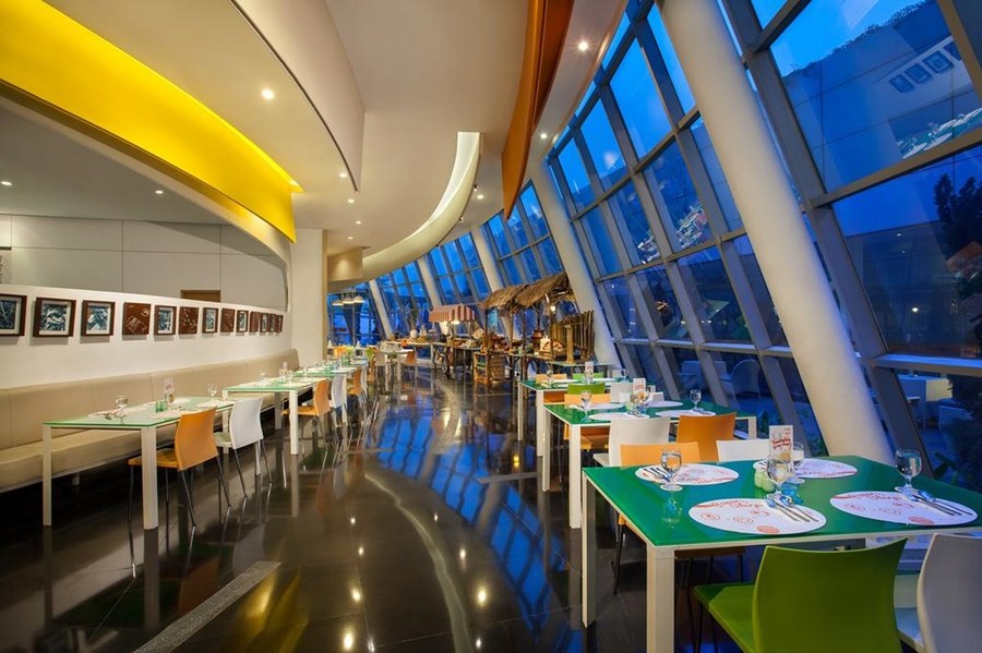 HARRIS HOTEL & CONVENTION FESTIVAL CITYLINK BANDUNG photo 3