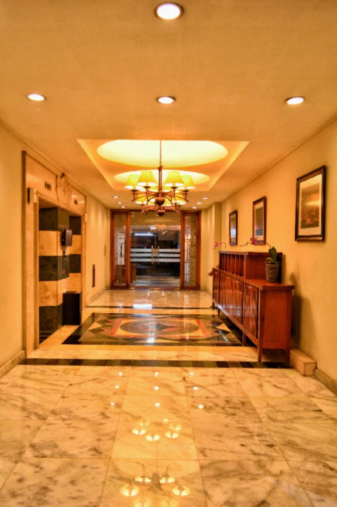 SAVOY HOMANN BIDAKARA photo 1