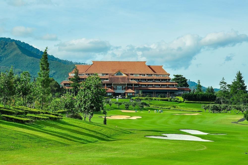 Bandung Giri Gahana Golf and Resort photo 2