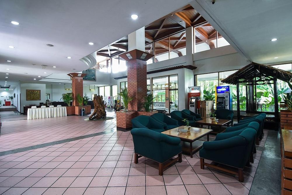 Bandung Giri Gahana Golf and Resort photo 4