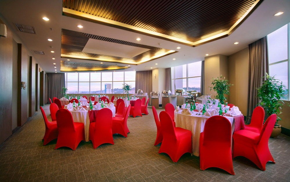 Golden Tulip Balikpapan Hotel & Suites photo 2