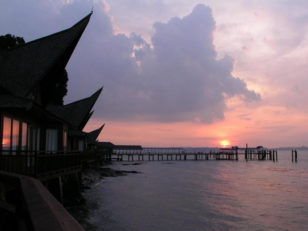 BATAM VIEW BEACH RESORT