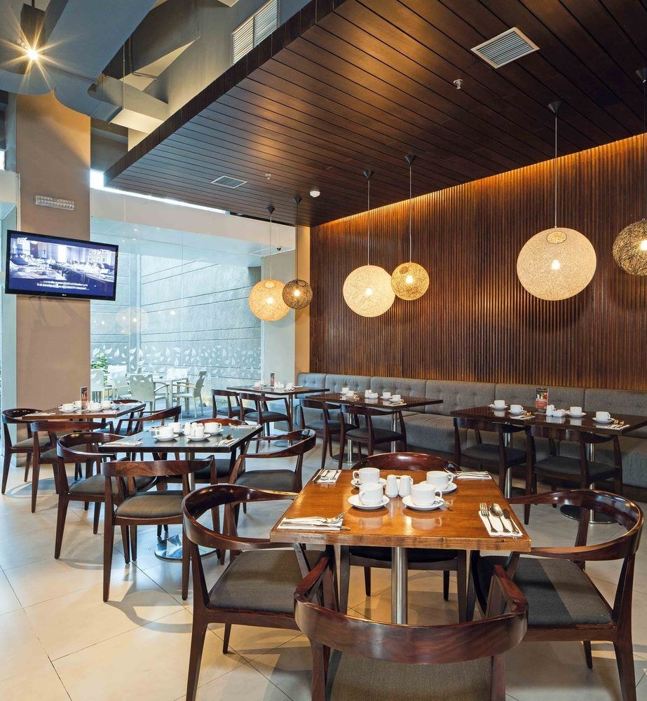 Midtown Hotel Surabaya photo 2