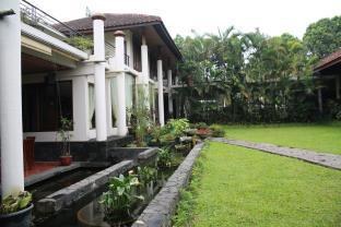 LA OMA