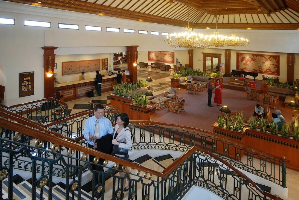 PRIME PLAZA HOTEL JOGJAKARTA photo 2