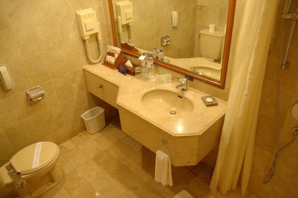 PRIME PLAZA HOTEL JOGJAKARTA photo 3