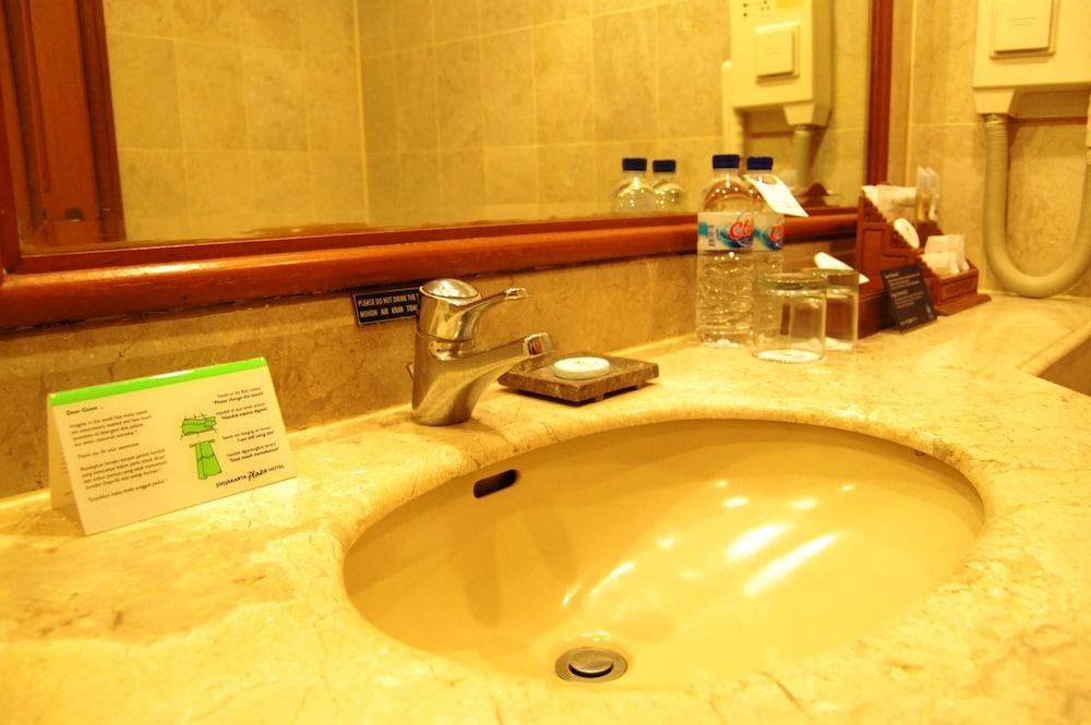PRIME PLAZA HOTEL JOGJAKARTA photo 4