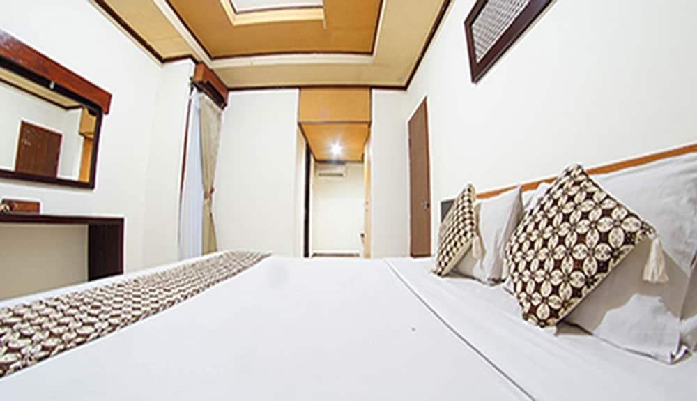 Sriwedari Resort & Business Center Yogyakarta photo 4