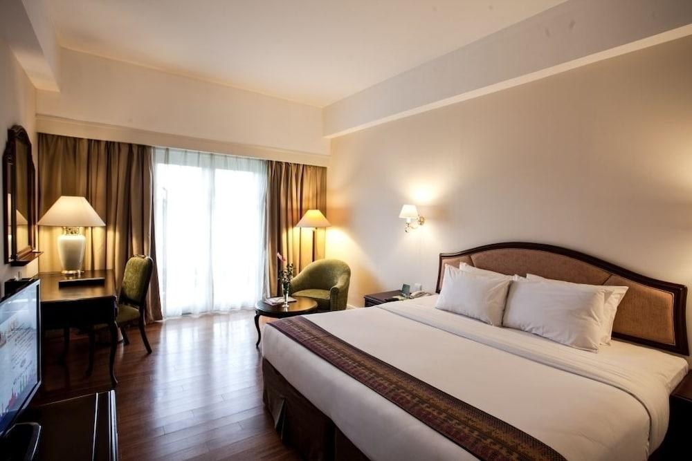 MASON PINE BANDUNG photo 2