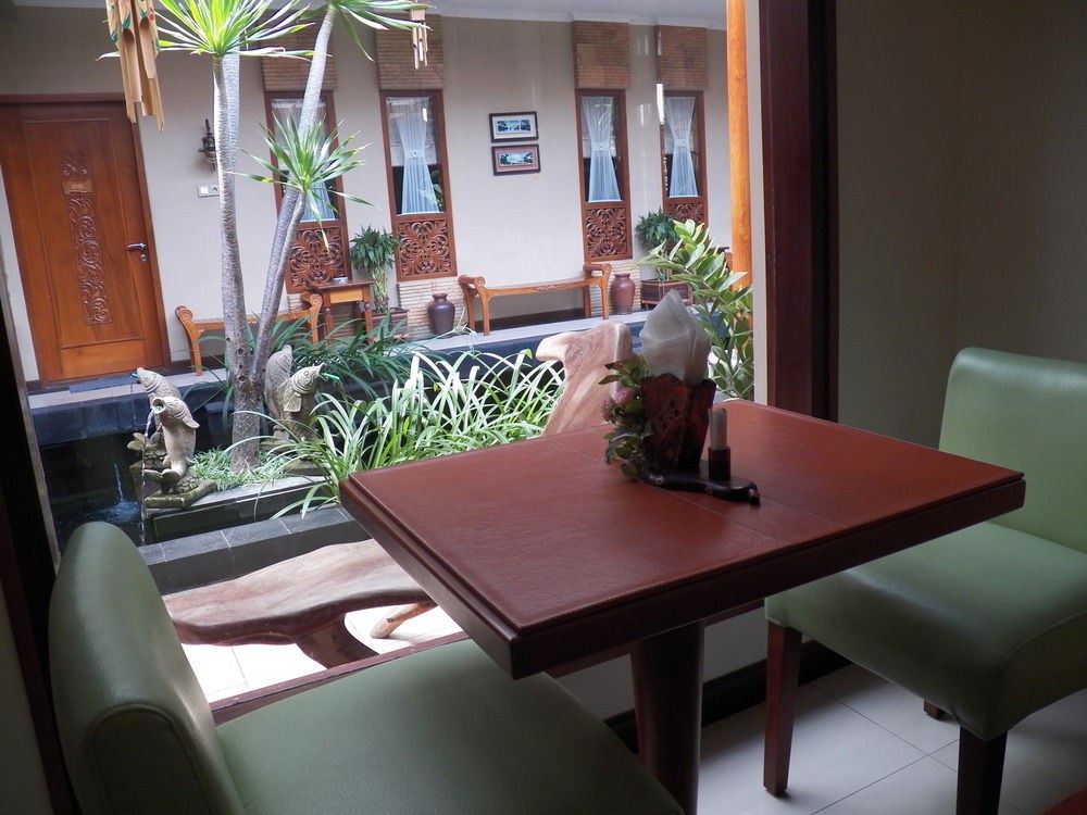 ADYA NALENDRA BOUTIQUE photo 1