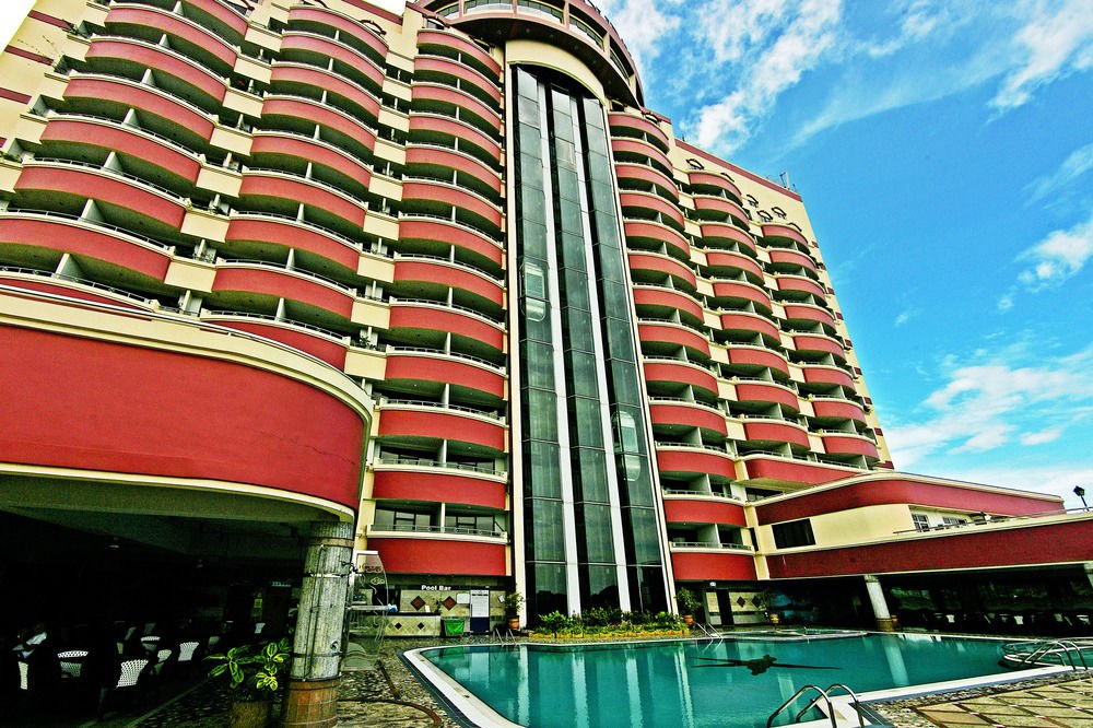 PLANET HOLIDAY AND RESIDENCE BATAM