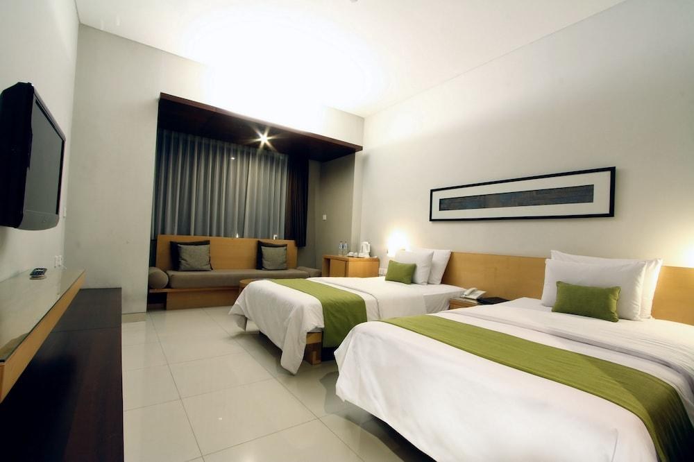 Mitra Hotel Bandung photo 3