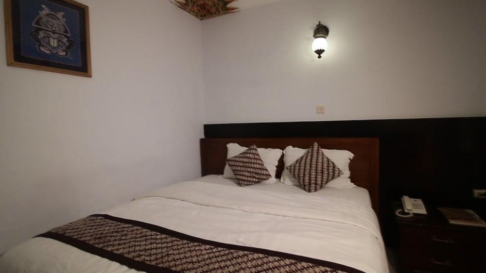 Hotel Batik Yogyakarta photo 4