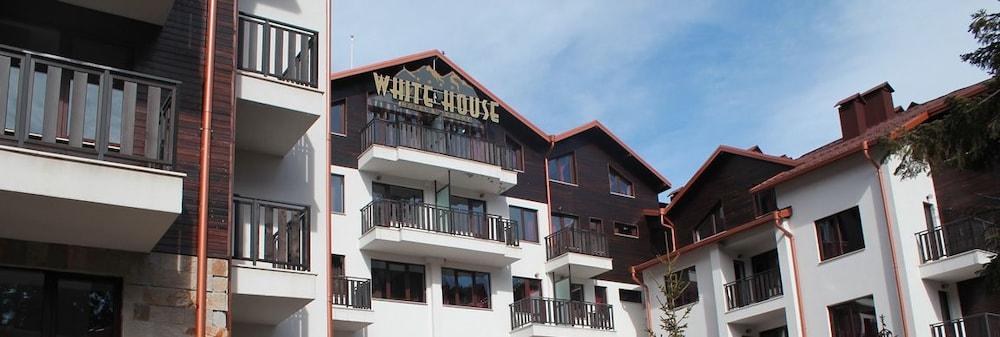 WHITE HOUSE RESORT photo 2