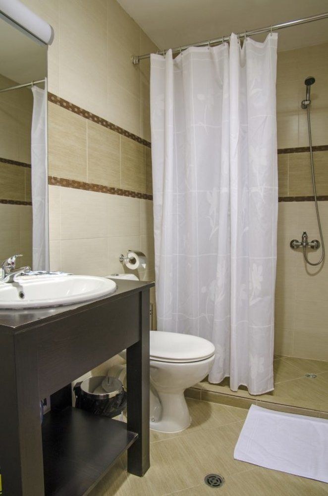 EVRIDIKA HILLS APARTHOTEL photo 1