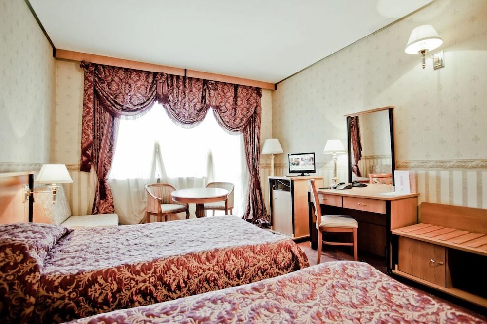 PAMPOROVO HOTEL photo 3