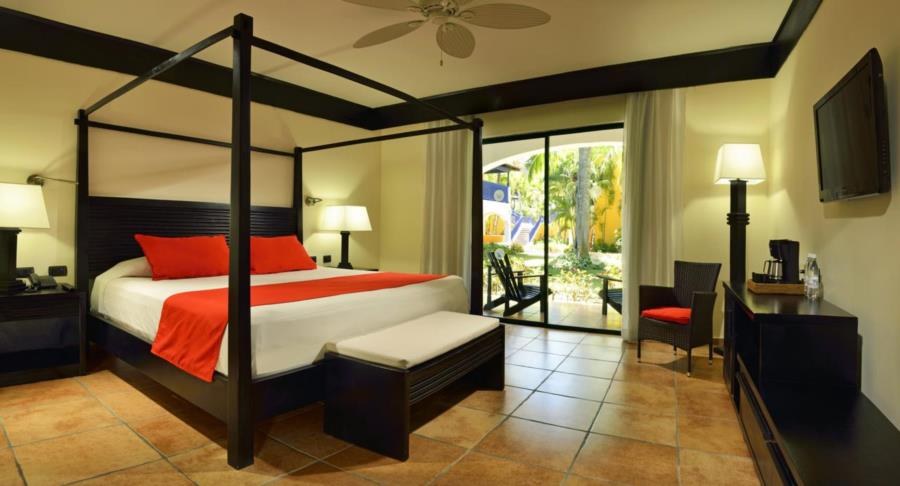 CATALONIA BAYAHIBE photo 2