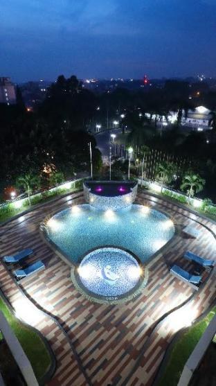 VUE PALACE photo 3