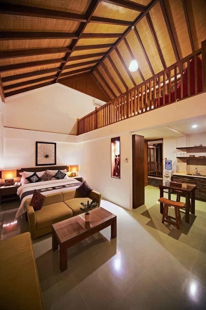 VILLA DAMAR photo 2