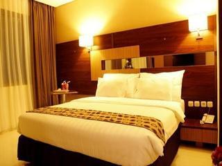 Newton Hotel photo 1