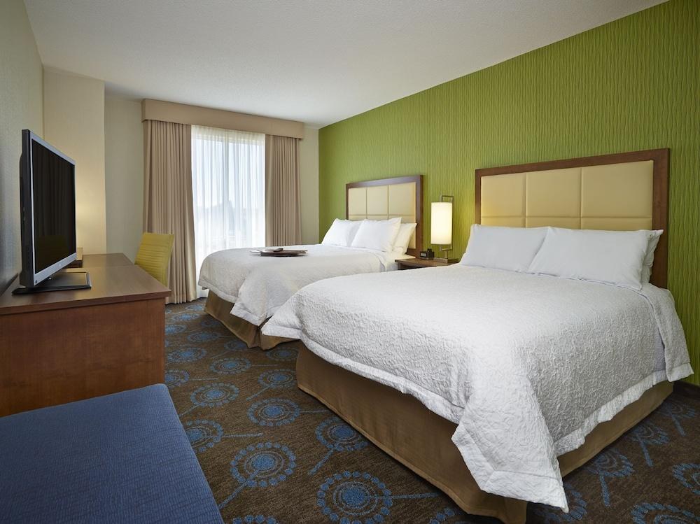 Hampton Inn by Hilton Halifax Downtown photo 3