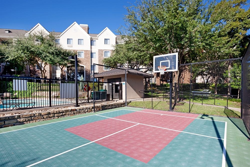STAYBRIDGE SUITES AUSTIN ARBORETUM photo 1