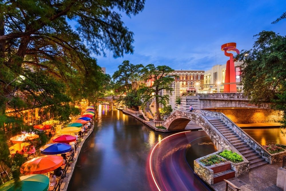 HOLIDAY INN EXPRESS SAN ANTONIO N-RIVERWALK AREA photo 1