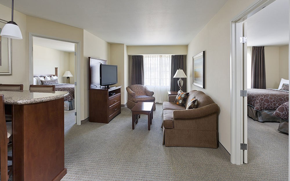 STAYBRIDGE SUITES NW MEDICAL CENTER photo 1