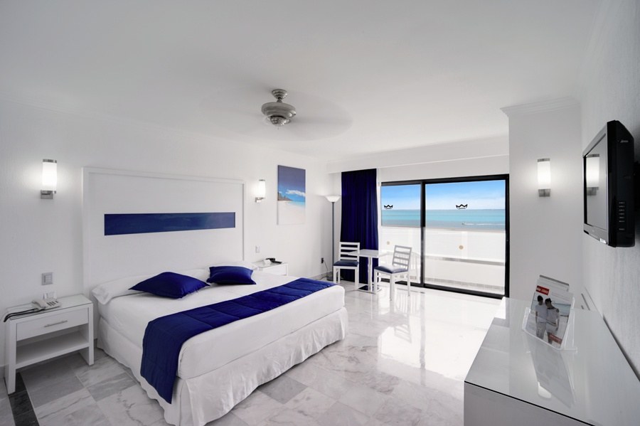 HOTEL RIU CARIBE photo 1