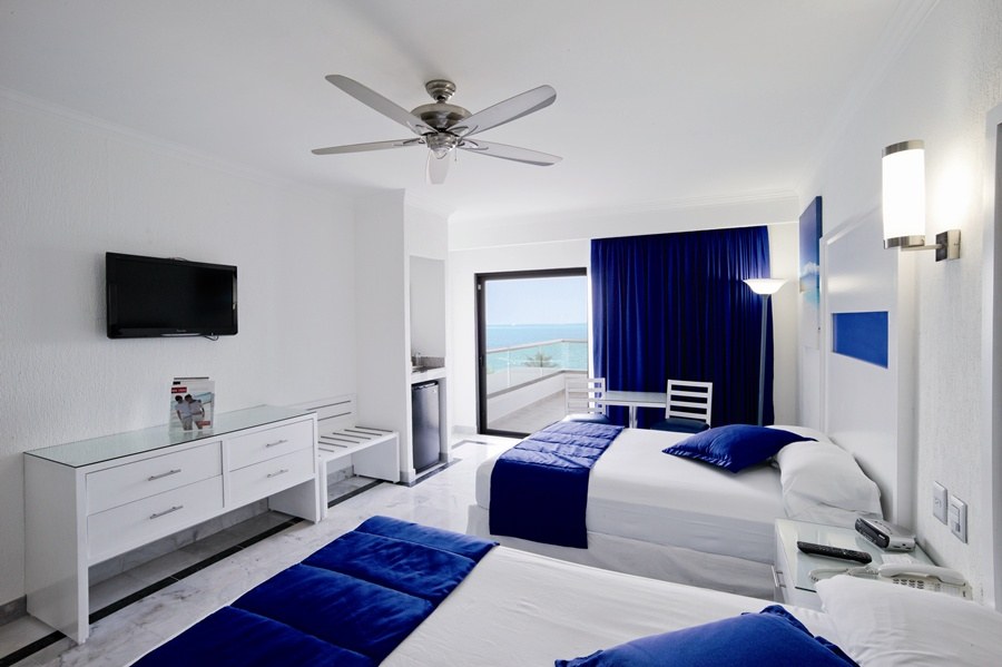 HOTEL RIU CARIBE photo 2