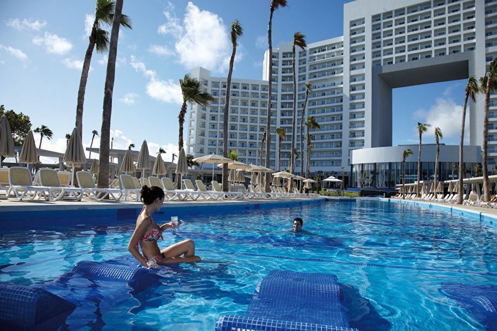 HOTEL RIU PALACE PENINSULA photo 1