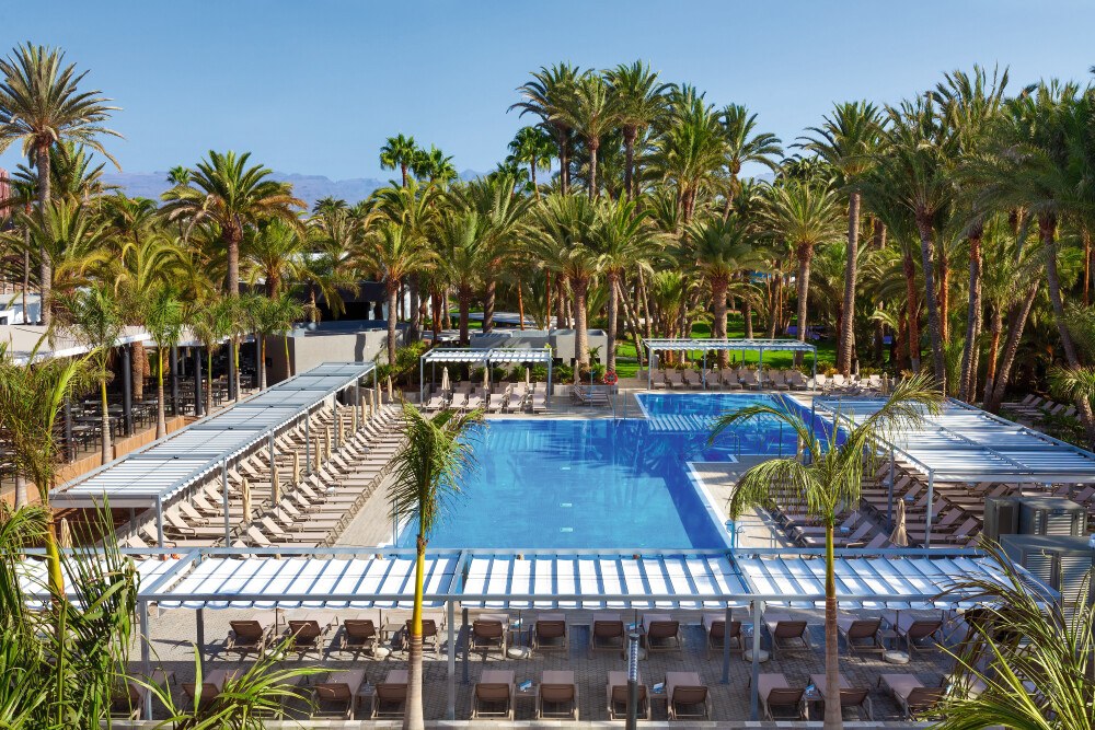 HOTEL RIU PALACE OASIS photo 1