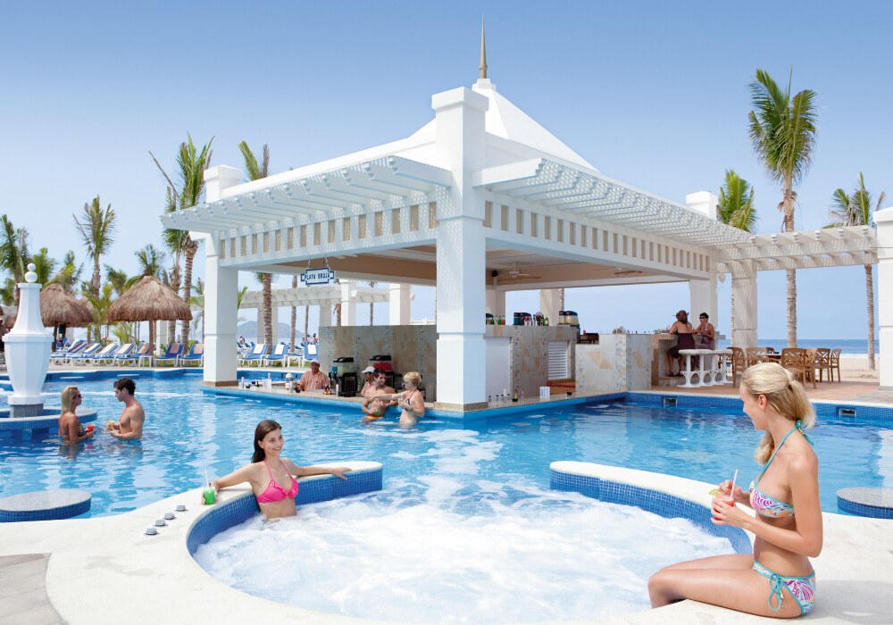 HOTEL RIU EMERALD BAY photo 1