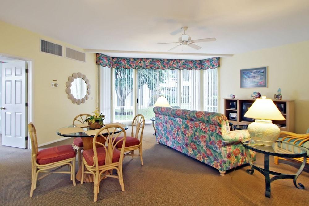 HOLUA RESORT AT MAUNA LOA VILLAGE photo 1
