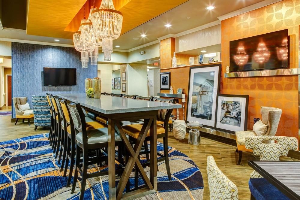 Hampton Inn & Suites Columbus