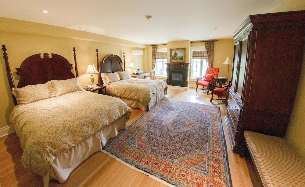 RIVERBEND INN AND VINEYARD photo 3