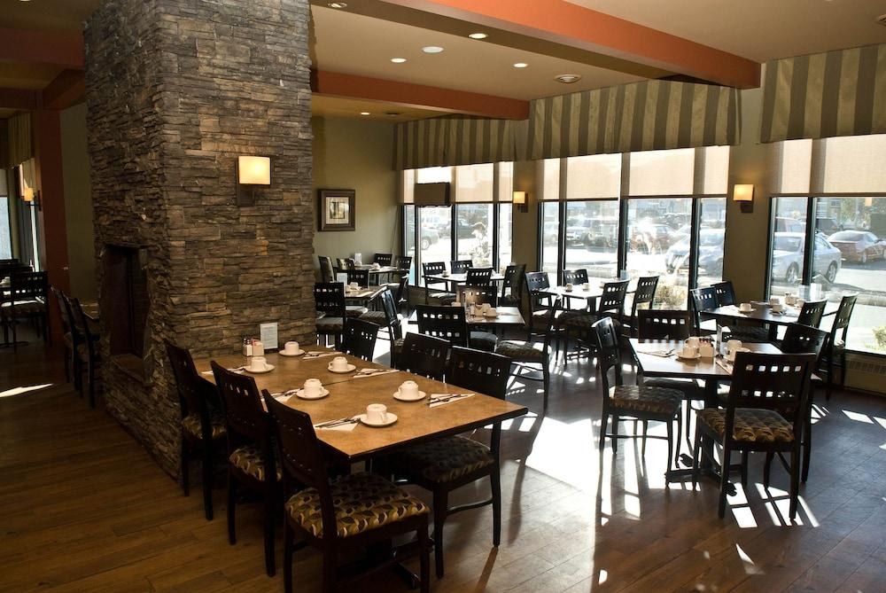 Divya Sutra Plaza and Conference Centre, Vernon, BC photo 3