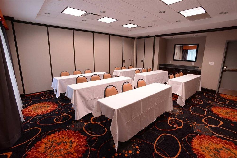 Hampton Inn & Suites Albany At Albany Mall photo 1