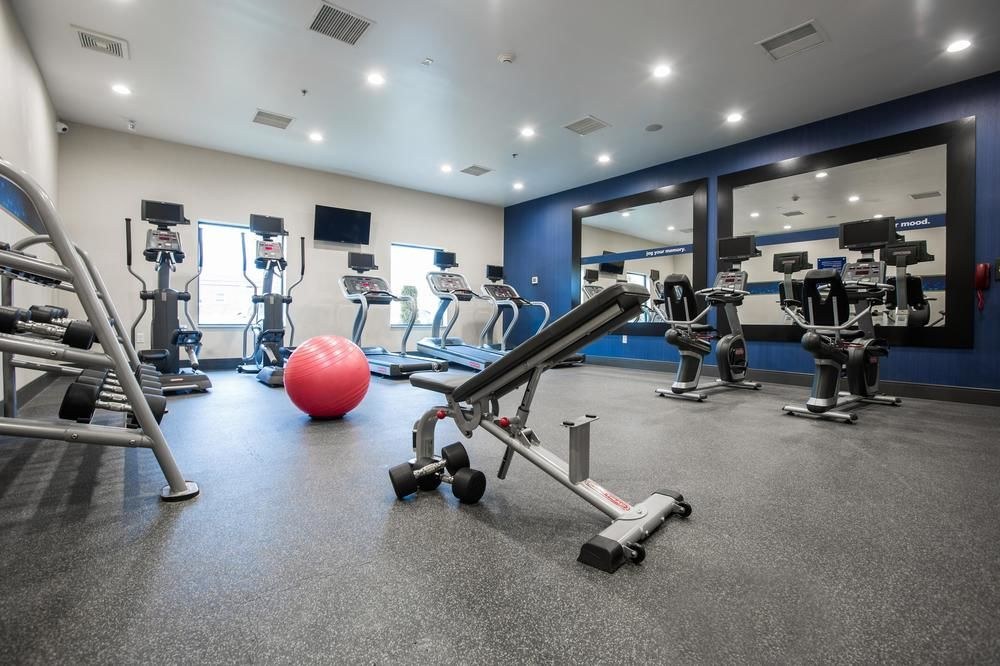 Hampton Inn & Suites Toledo/Westgate photo 1