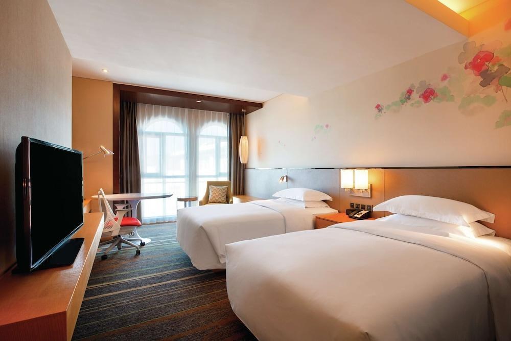 Hilton Garden Inn Lijiang photo 3