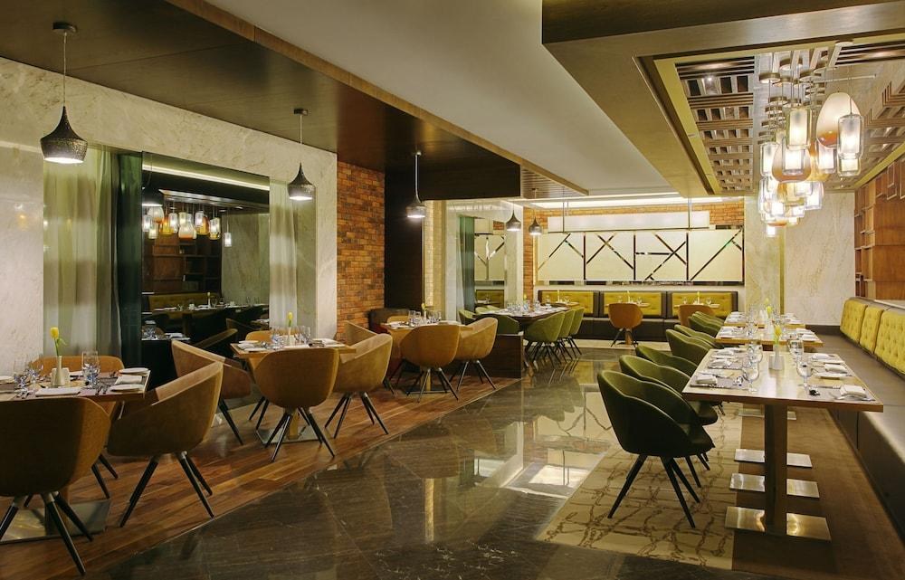 DoubleTree by Hilton Riyadh - Al Muroj Business Gate photo 3