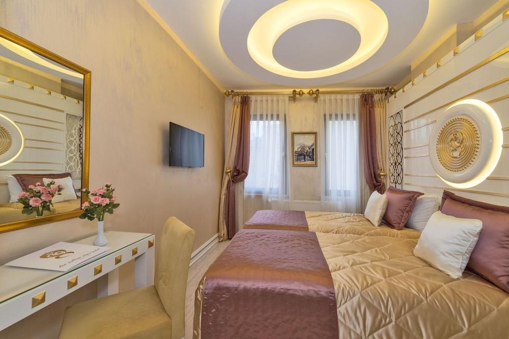 THE MILLION STONE HOTEL photo 3