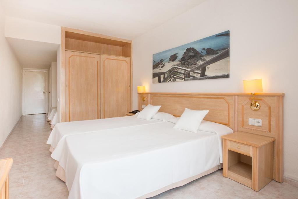 HOTEL GALEON photo 4