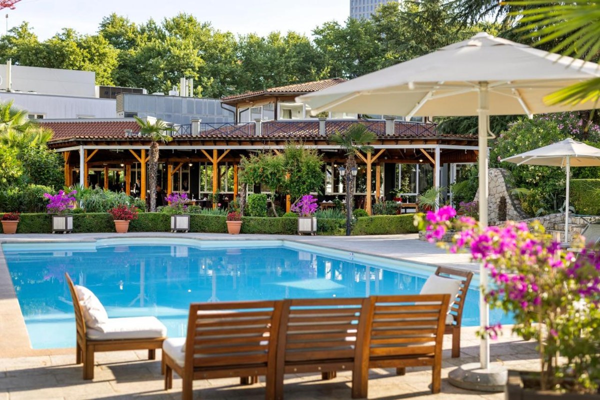 ROGNER HOTEL TIRANA photo 1