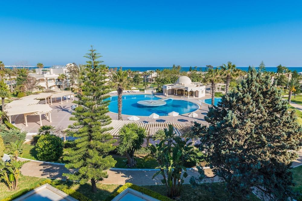 LE ROYAL HAMMAMET photo 2