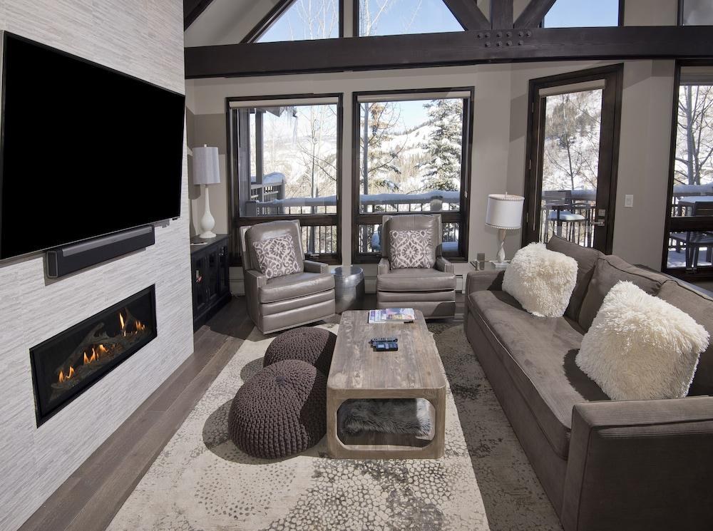 THE PINES LODGE AT BEAVER CREEK photo 3