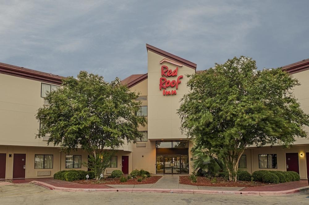 Red Roof Inn San Antonio - Seaworld/Northwest photo 2